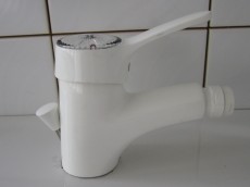 IDEAL STANDARD Ceramix Junior Bidet Armatur Bidetarmatur in WEISS